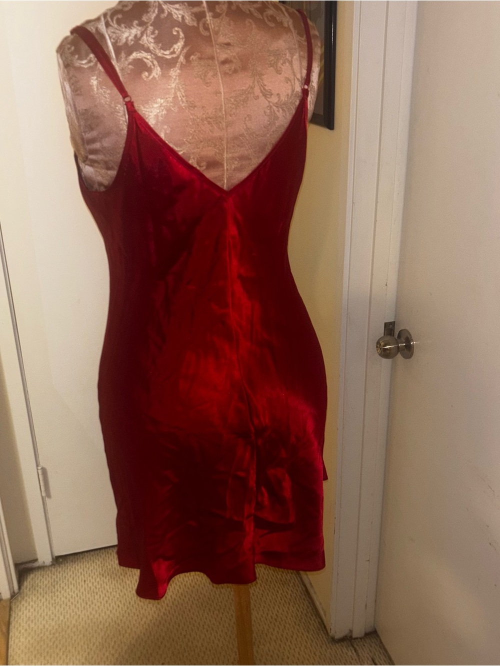 Linea Donatella Red Satin Chemise with Matching Robe - Picture 10 of 12